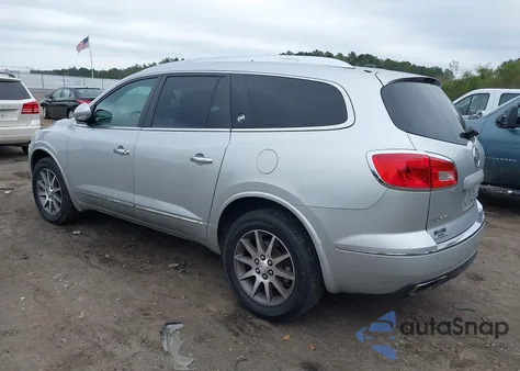 2015 Buick Enclave z USA, uszkodzony, nr VIN 5GAKRBKD2FJ174120